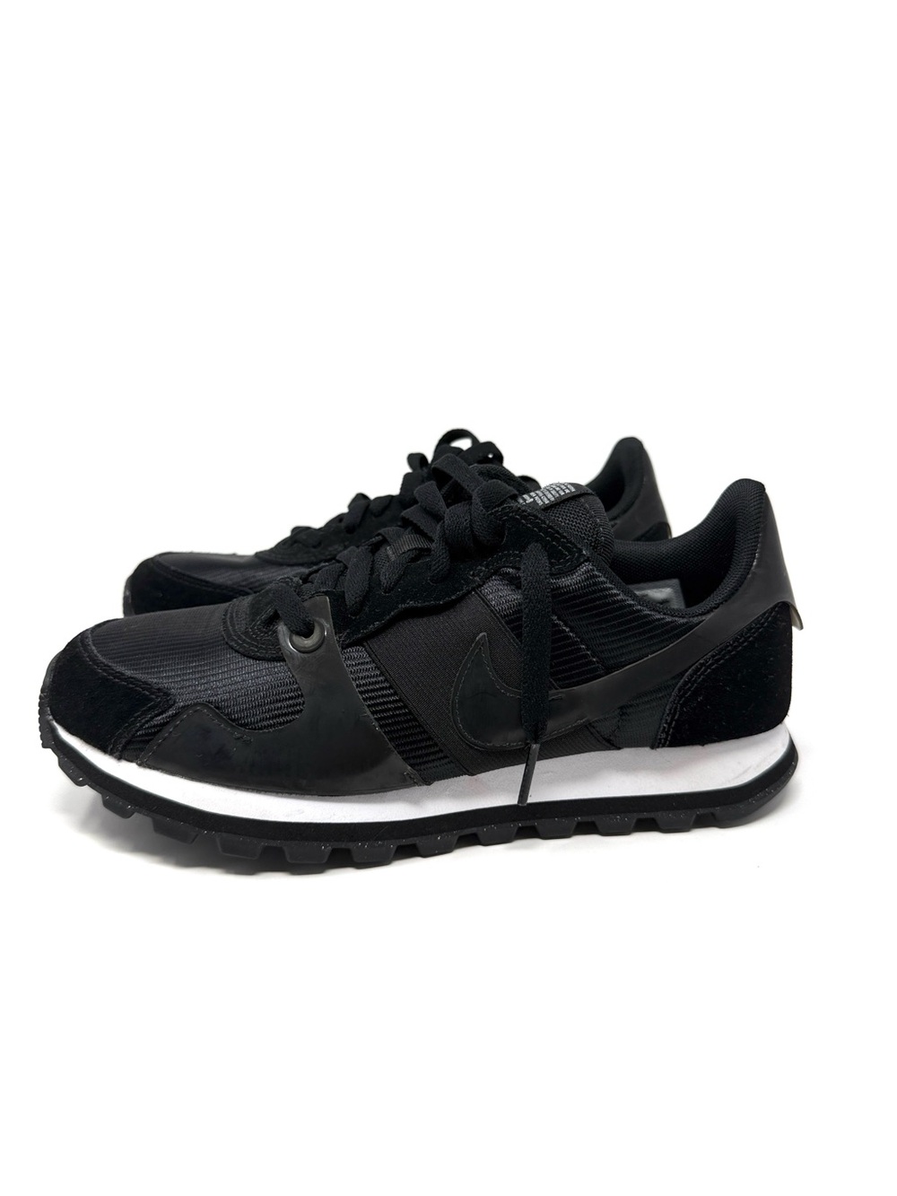 Nike Women’s Black Sport Sneakers